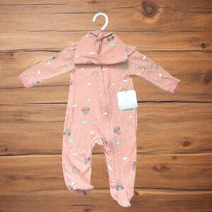 Disney Baby Girl Onesie / Hat